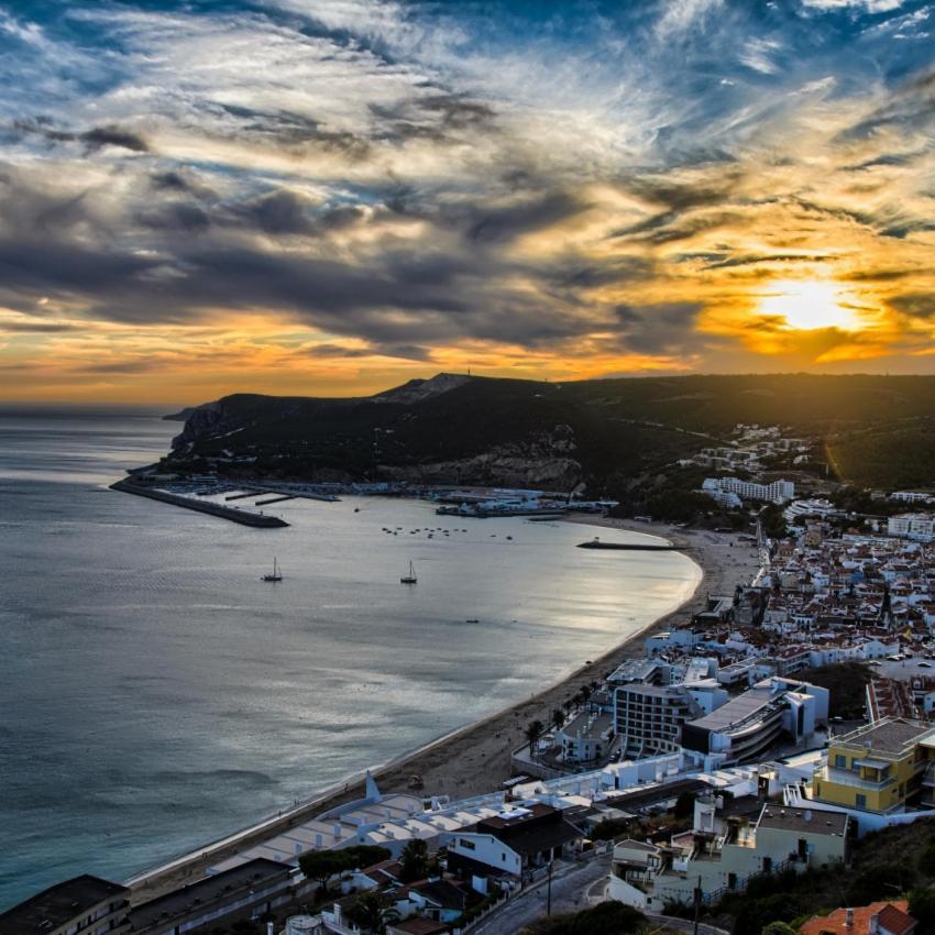 Flamingo Apartment Sesimbra Exterior photo