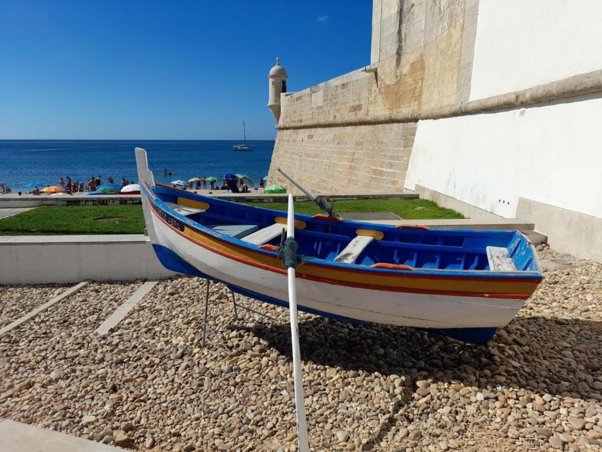 Flamingo Apartment Sesimbra Exterior photo