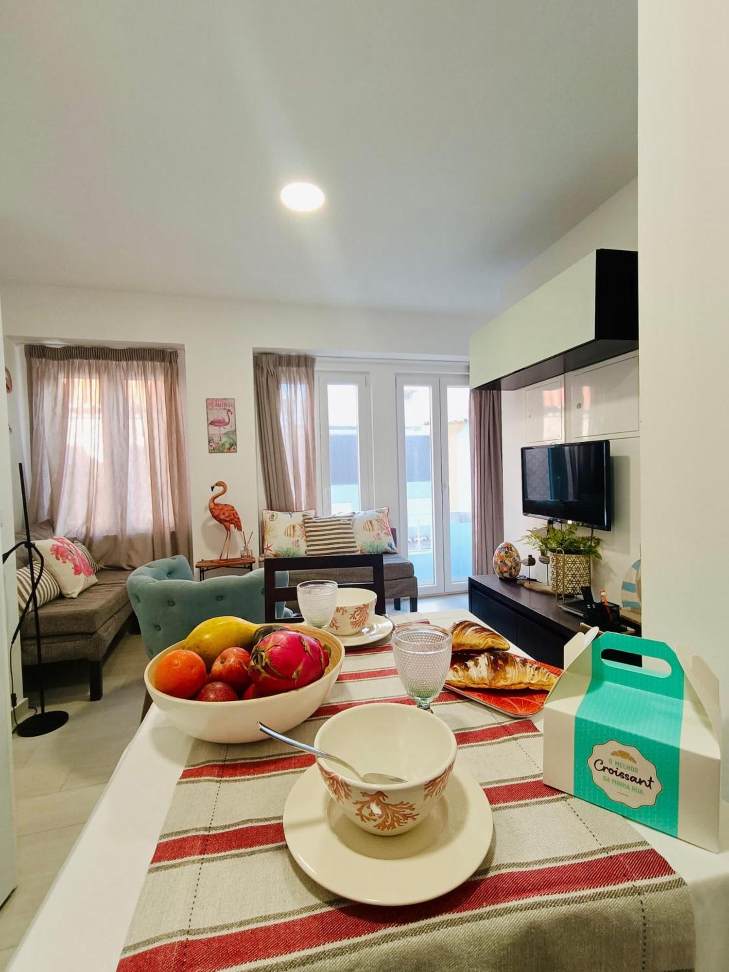 Flamingo Apartment Sesimbra Exterior photo